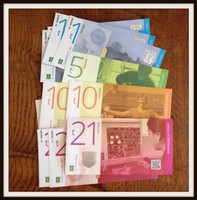 3-totnespoundsnotes-totnespound.jpg