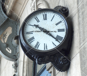 Reloj-Estación 13